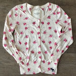 3/4 Sleeve Abercrombie and Fitch Floral Cardigan
